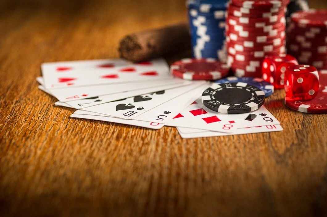 how to play gambling card games in online